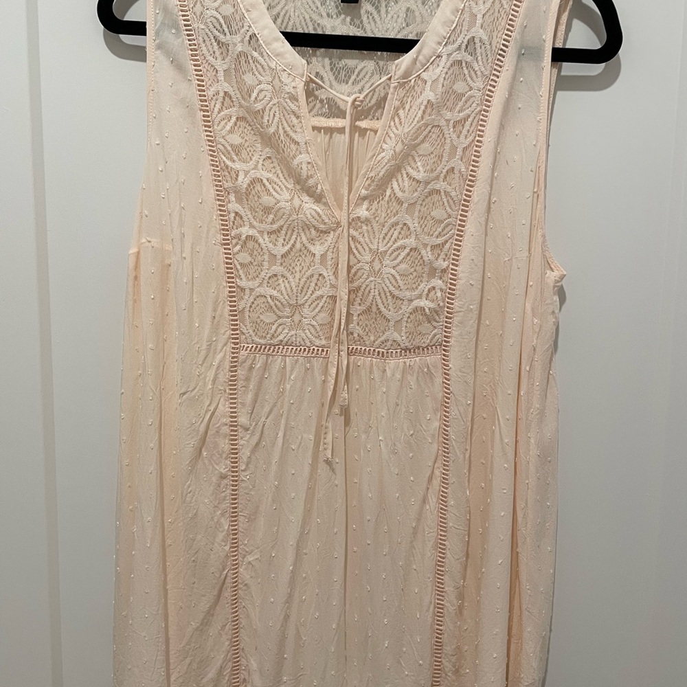 Torrid Sleeveless Lace Detail Cream Blouse
